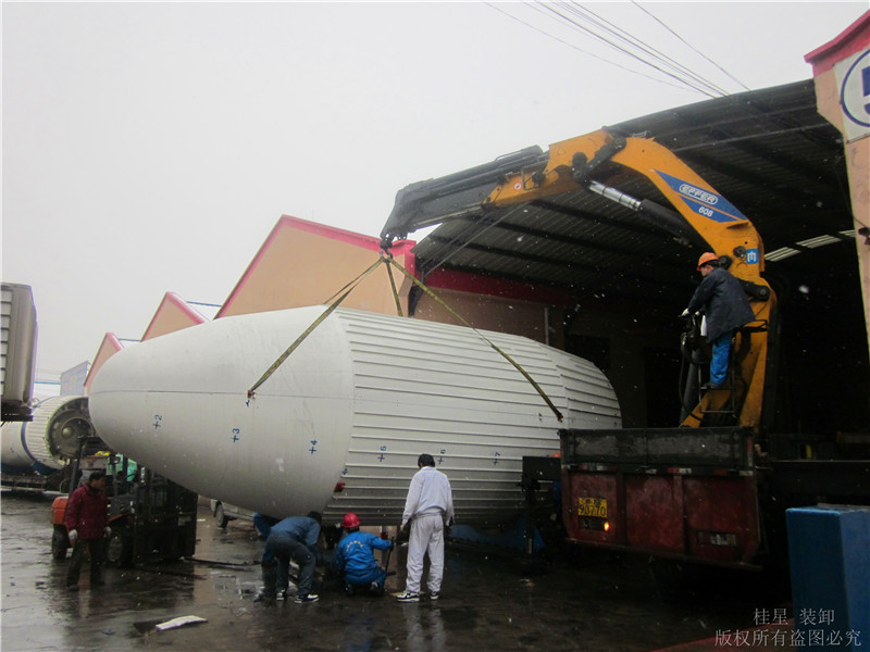 大型運(yùn)載火箭吊裝