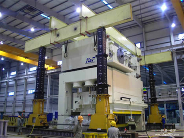 液壓龍門吊安裝吊裝機(jī)器