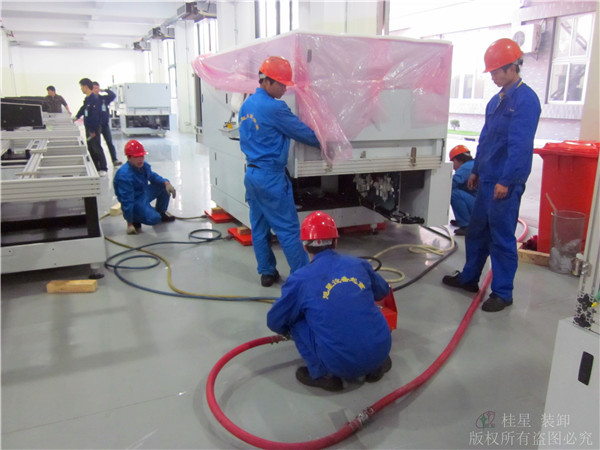 精密設(shè)備搬運(yùn) 精密設(shè)備搬運(yùn)