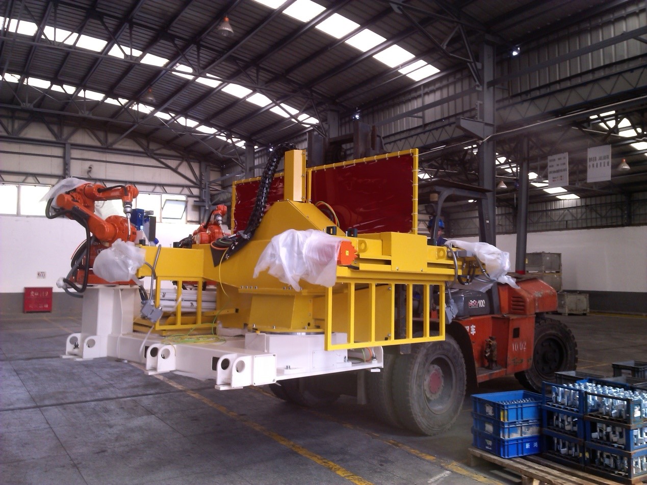 精密機器人配電柜拆箱搬遷