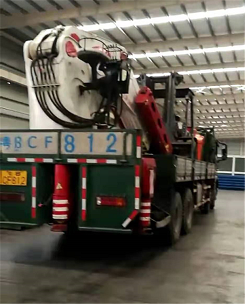 上海設(shè)備吊裝搬運(yùn)廠家,設(shè)備吊裝搬運(yùn)哪家好,設(shè)備吊裝搬運(yùn)怎么樣