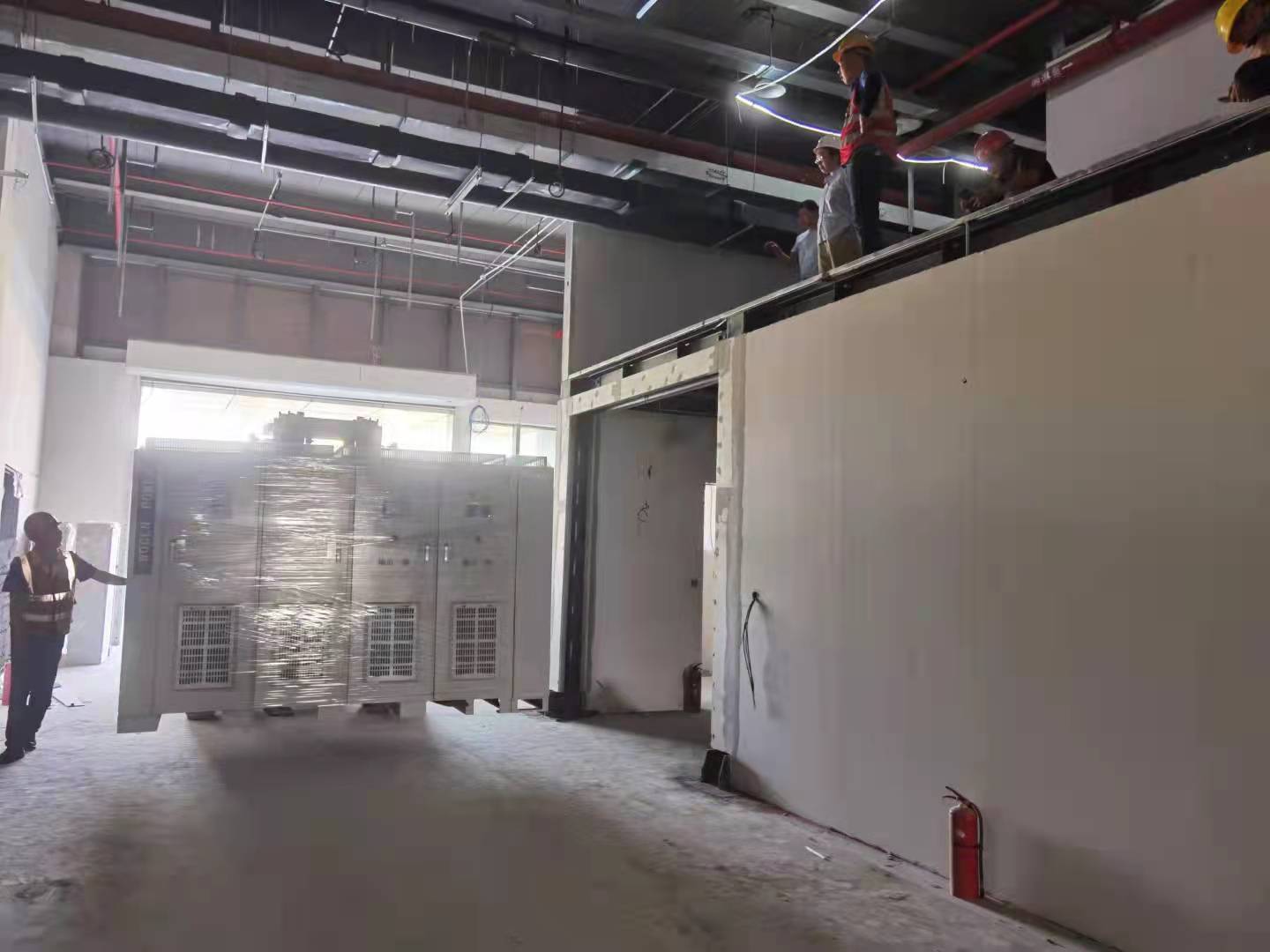 電源設(shè)備搬運