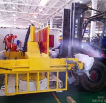 精密焊接機(jī)器人設(shè)備搬運(yùn) 精密焊接機(jī)器人設(shè)備搬運(yùn)