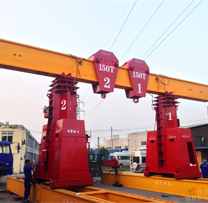 1000噸移動(dòng)式液壓龍門吊租賃